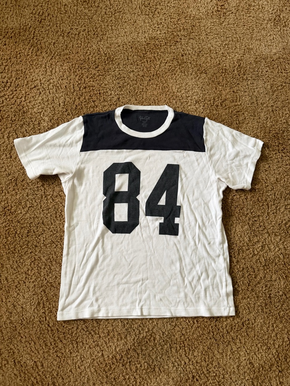 Brandy Melville ‘84’ Tee